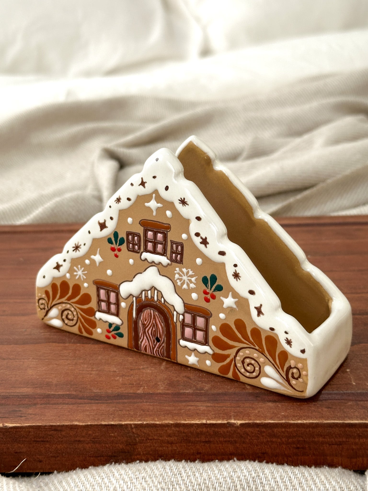 Ginger Napkin Holder