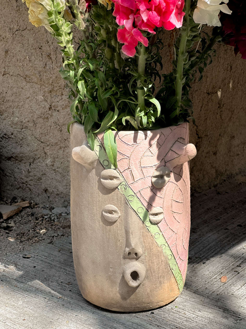 Medium Diablito Decorative Flower Vase