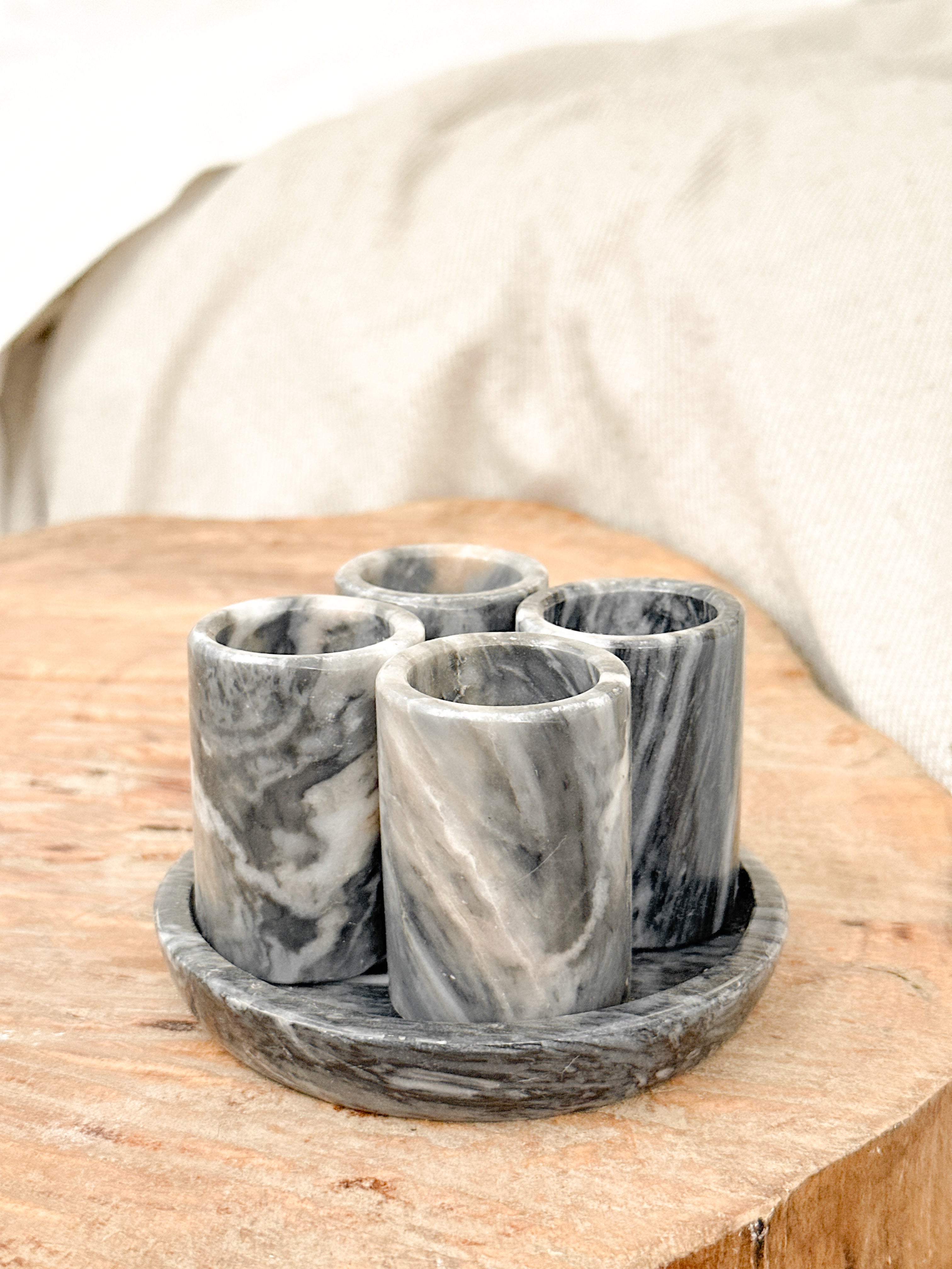 Black and White Marble Tequilero Set