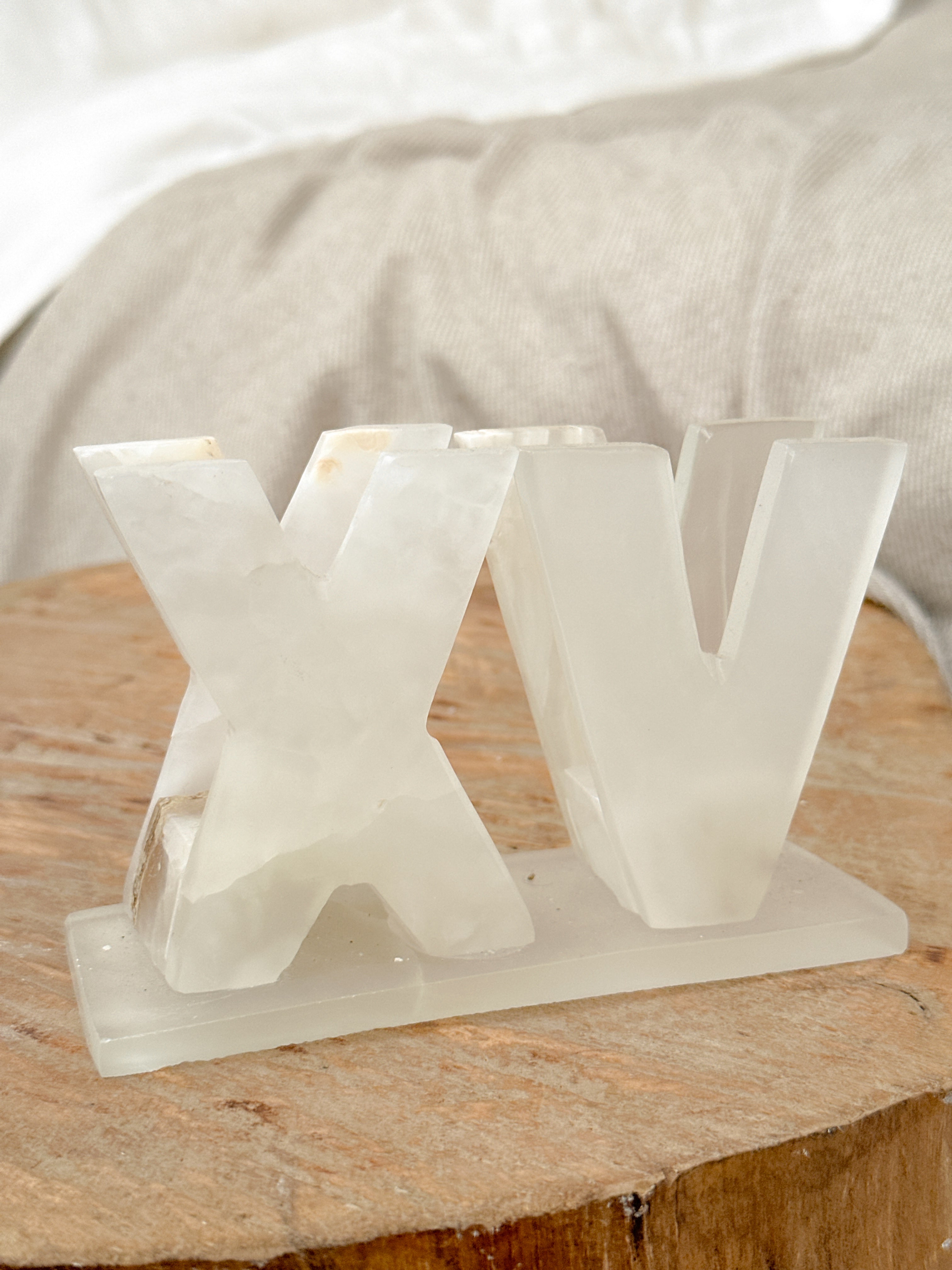 PRE-ORDER Onyx Quinceañera Napkin Holder Fiesta Favor