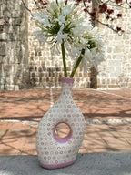 Jarrón redondo con flores en preventa (ENVÍO EN APROX. 6-12 SEMANAS)