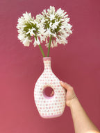 Jarrón redondo con flores en preventa (ENVÍO EN APROX. 6-12 SEMANAS)