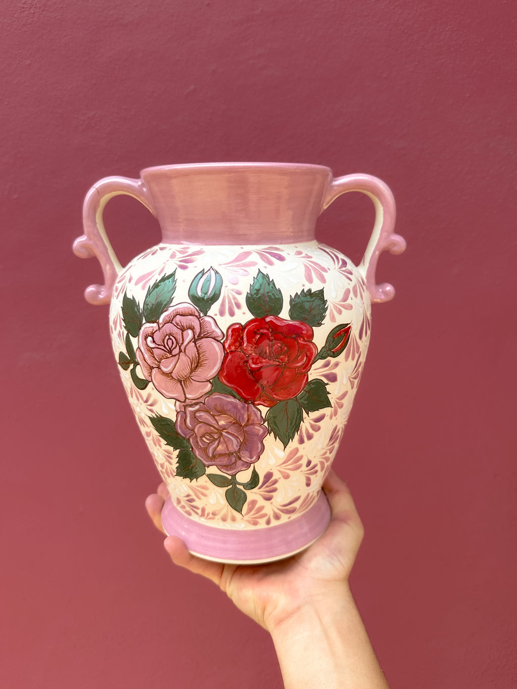 Jarrón de flores rosas en preventa (ENVÍO EN APROX. 6-12 SEMANAS)