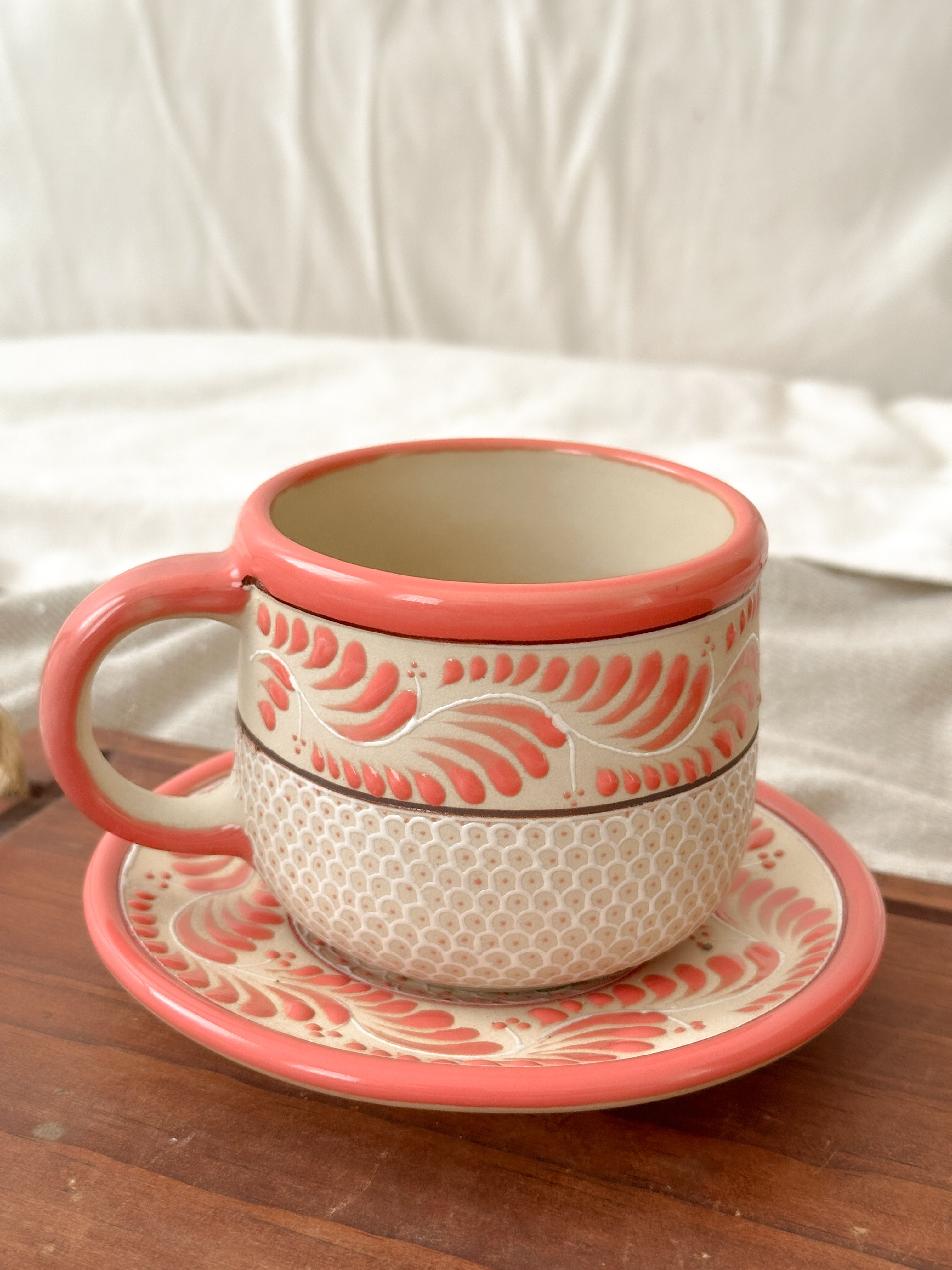 PRE-ORDER Raíces Pink Mug And Plate Set (SHIPS IN APPROX. 6-12 WEEKS)