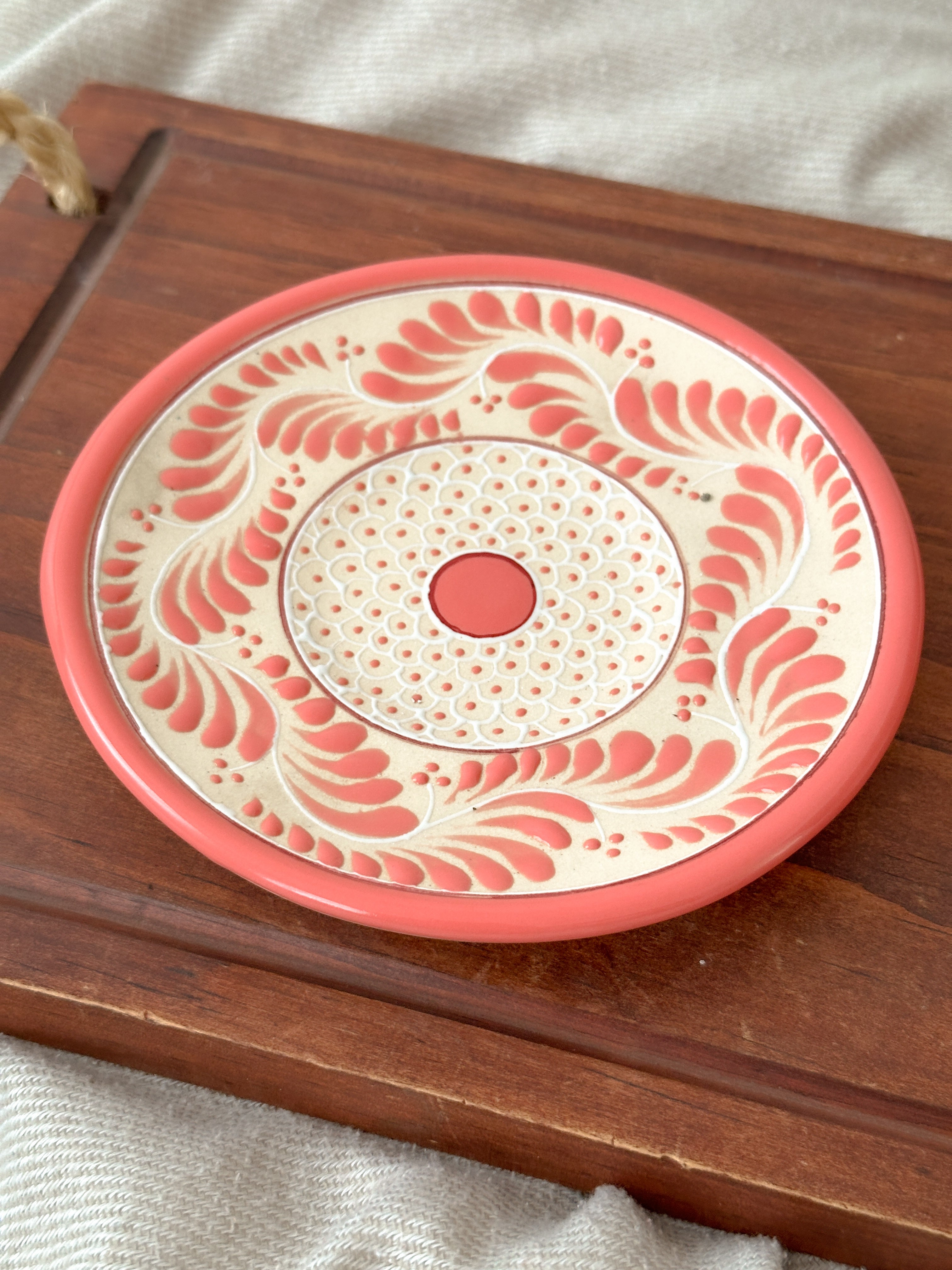 PRE-ORDER Raíces Pink Dessert Plate (SHIPS IN APPROX. 6-12 WEEKS)