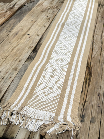 Luz Jalieza Table Runner