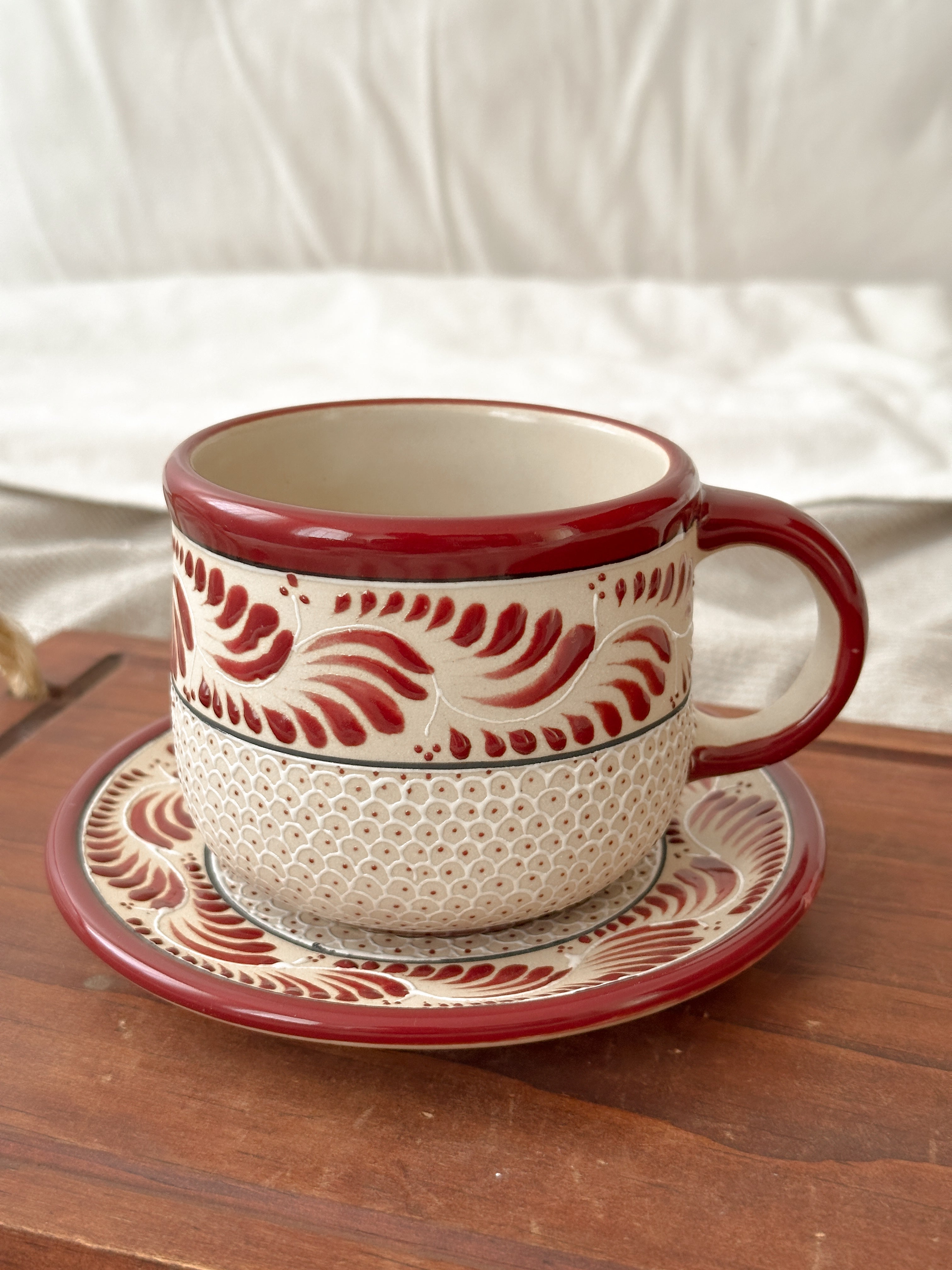 PRE-ORDER Raíces Red Wine Mug And Plate Set (SHIPS IN APPROX. 6-12 WEEKS)