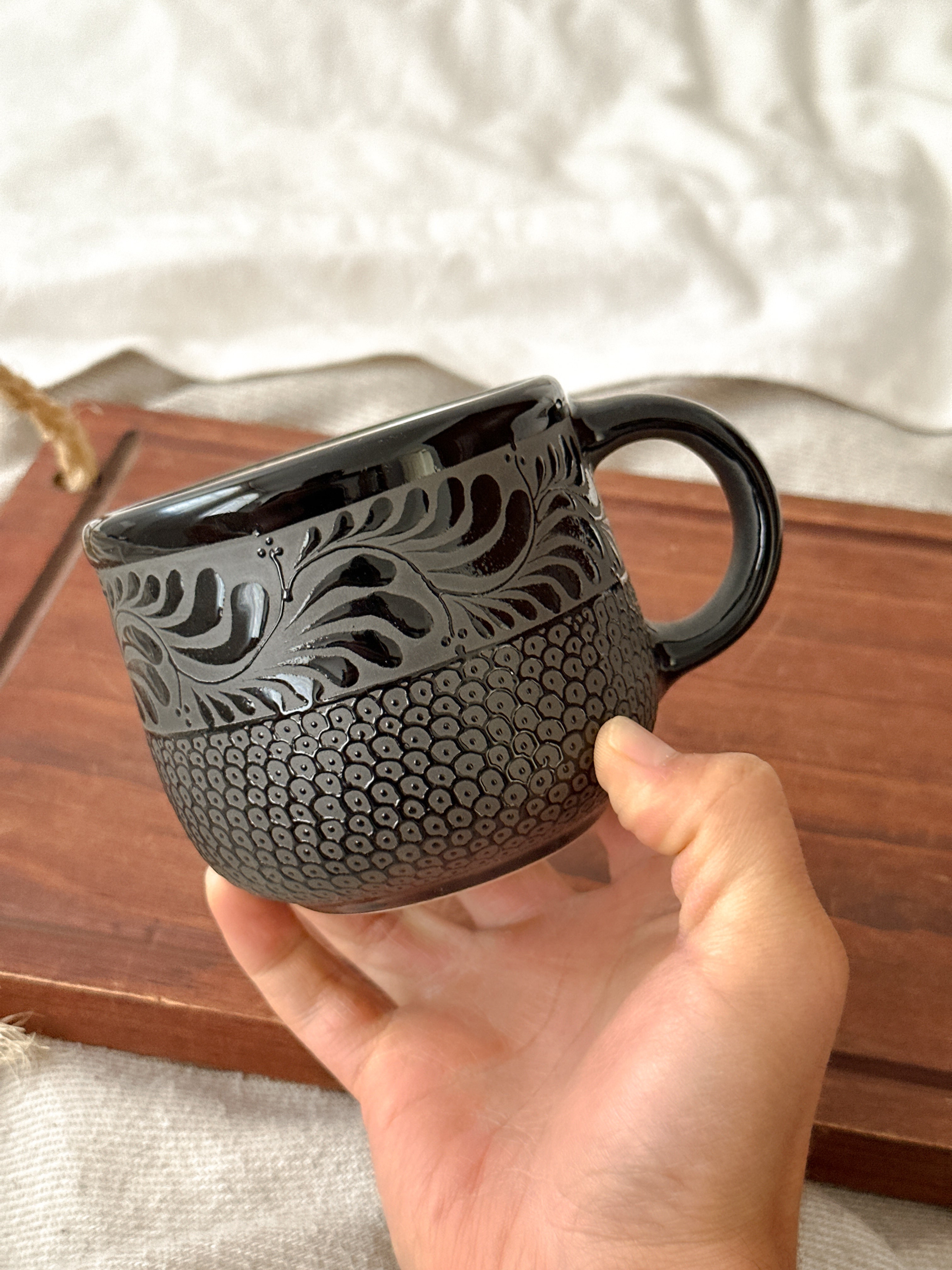 PRE-ORDER Raíces Black Mug (SHIPS IN APPROX. 6-12 WEEKS)