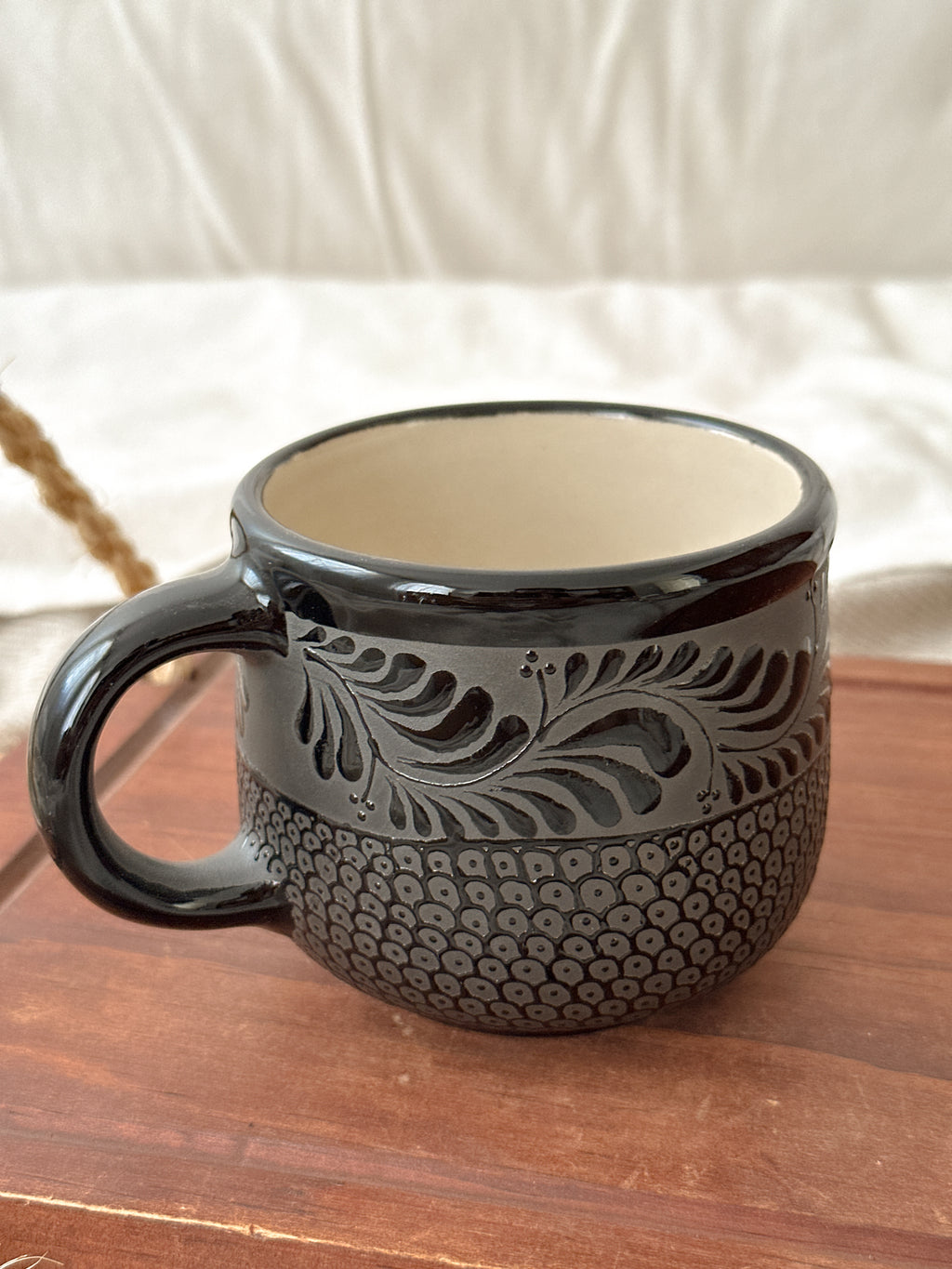 PRE-ORDER Raíces Black Mug (SHIPS IN APPROX. 6-12 WEEKS)