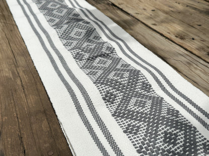 Sierra Jalieza Table Runner