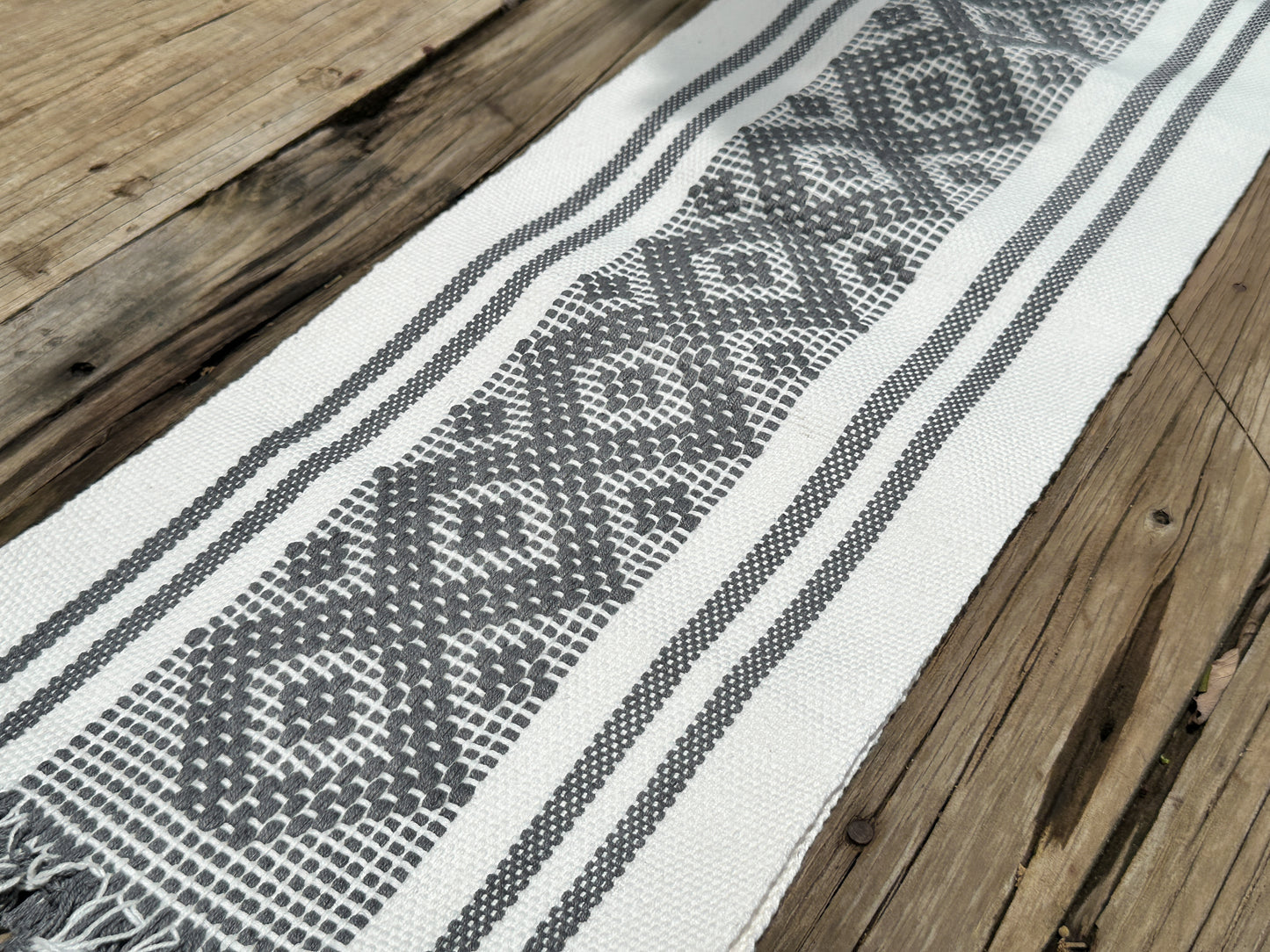 Sierra Jalieza Table Runner