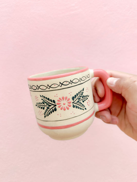 Taza Rosita en preventa (Envío en aproximadamente 6 a 12 semanas)