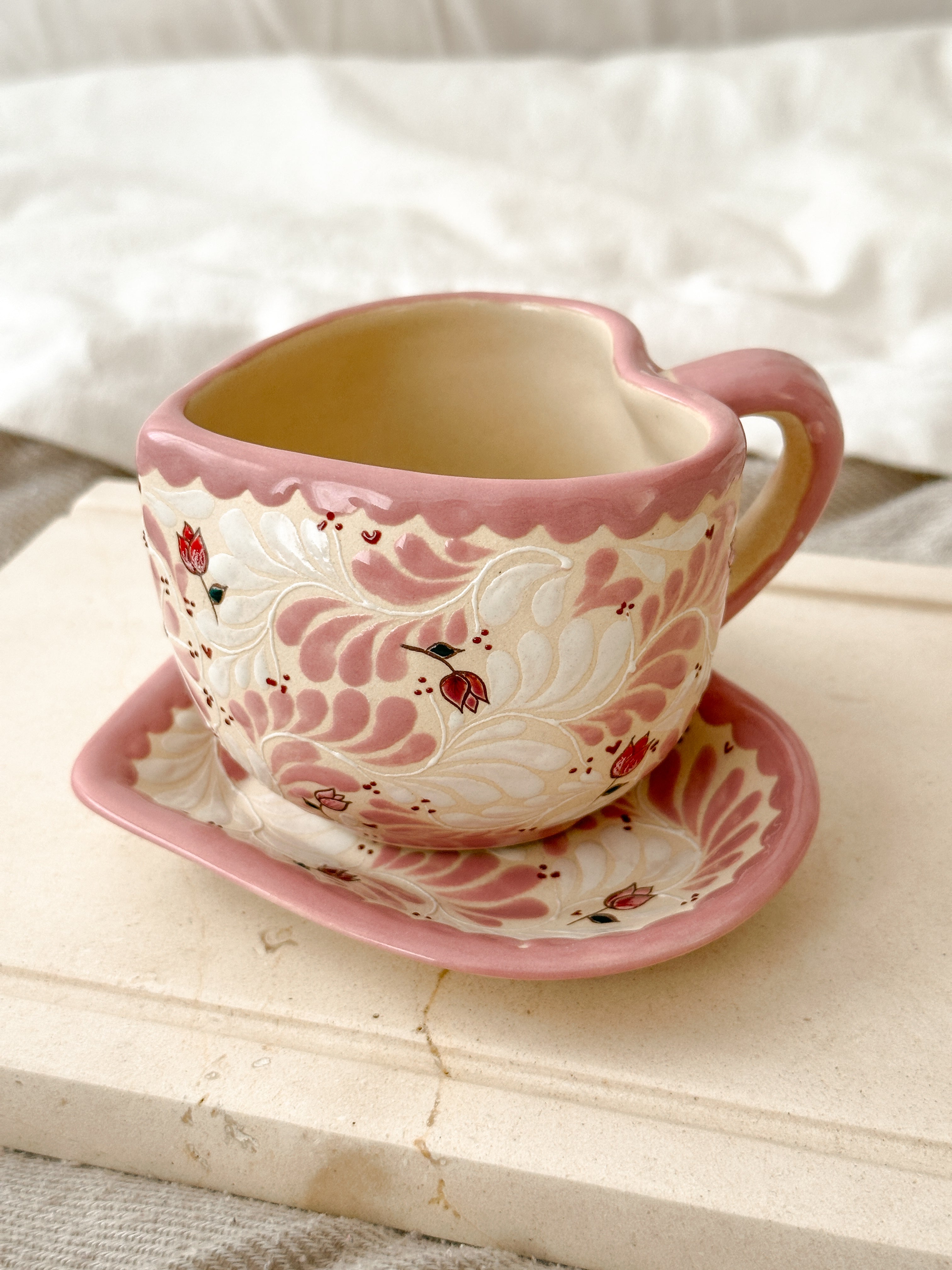 PRE-ORDER Tulip Mug And Plate Set (SHIPS IN APPROX. 6-12 WEEKS)