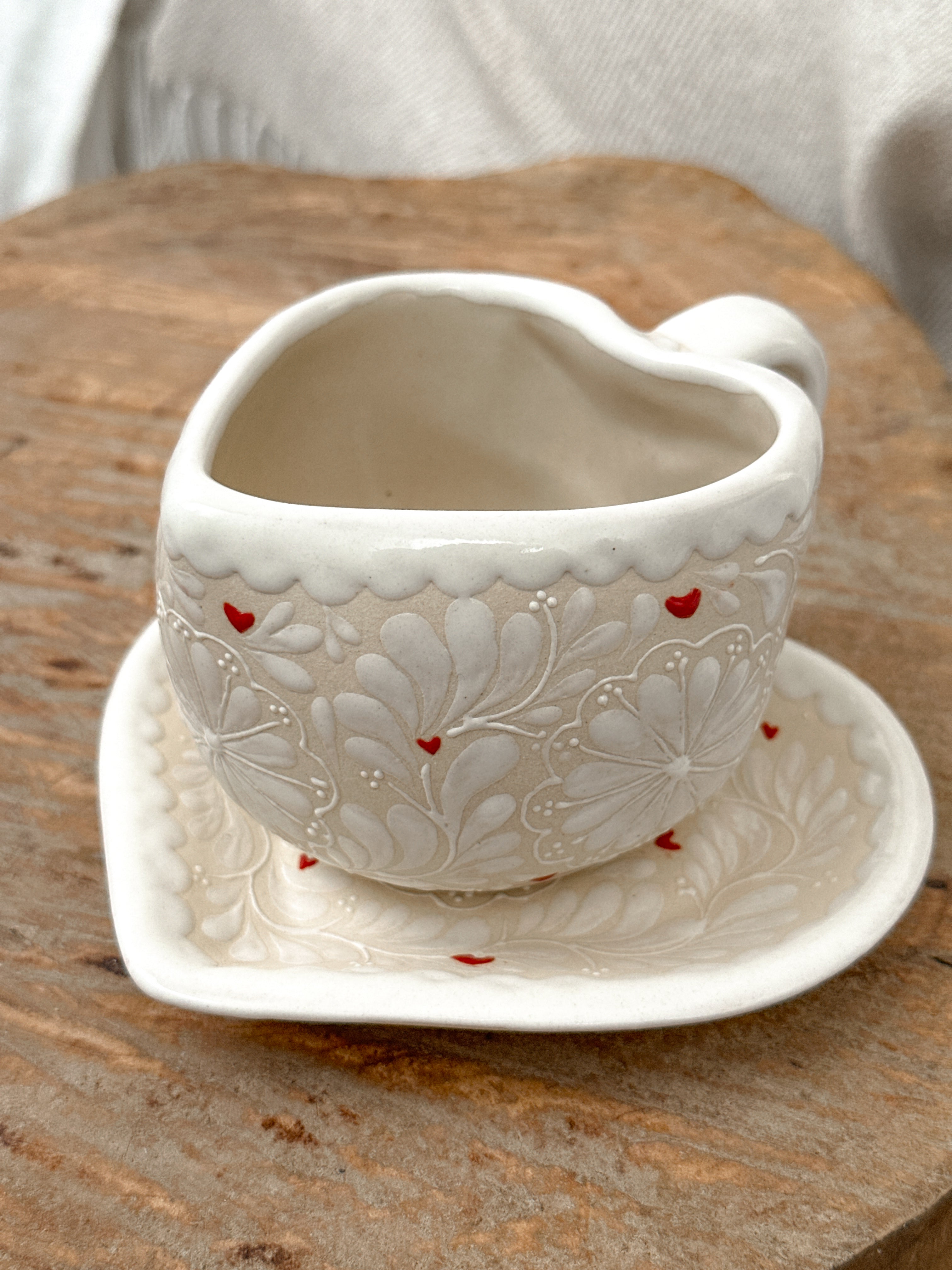 PRE-ORDER Amorcito Mug And Plate Set (SHIPS IN APPROX. 6-12 WEEKS)