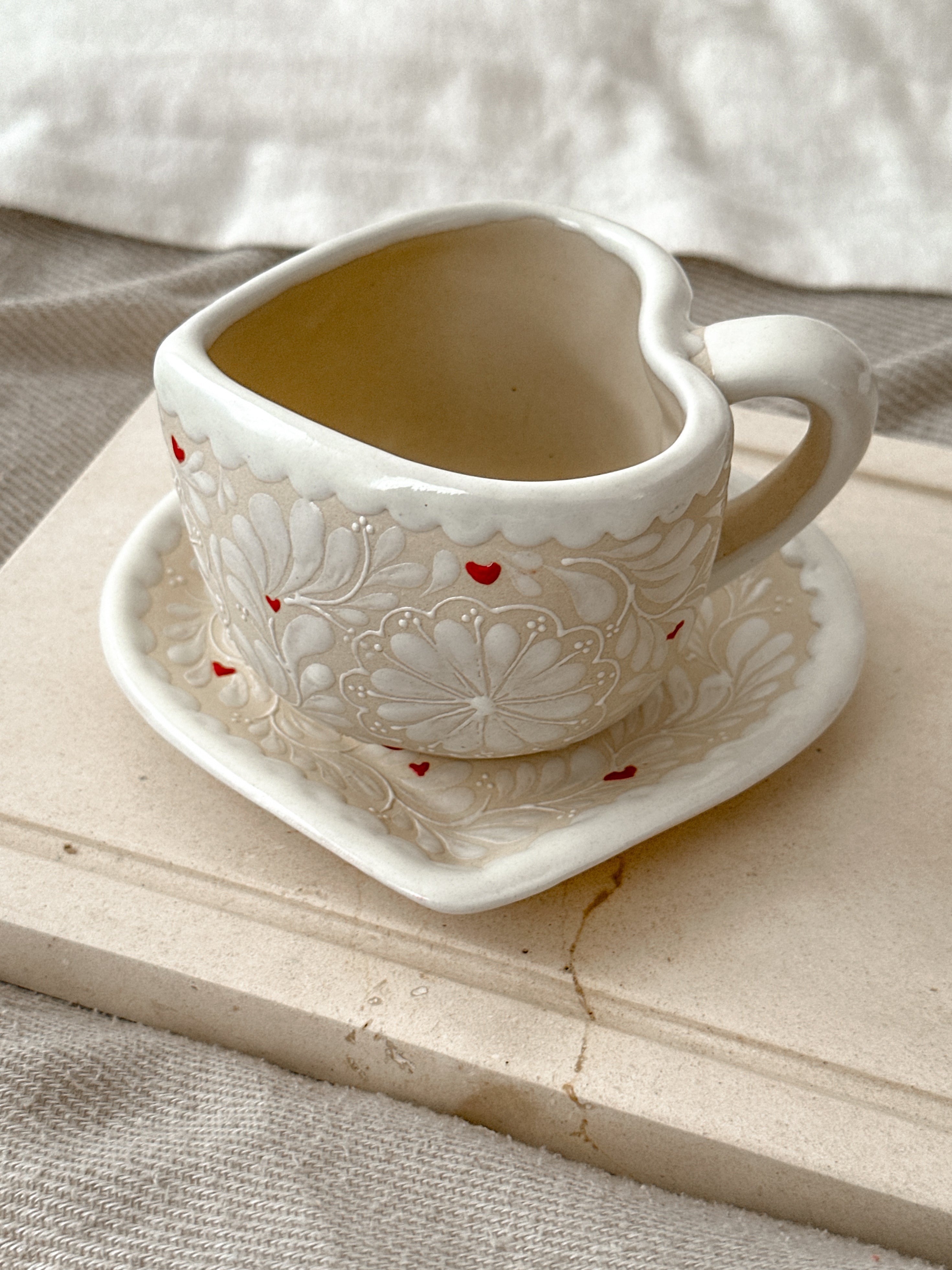 PRE-ORDER Amorcito Mug And Plate Set (SHIPS IN APPROX. 6-12 WEEKS)