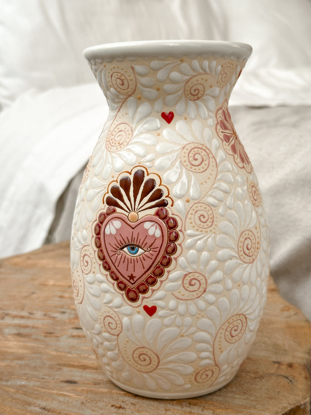 PRE-ORDER Romance Milagrito Flower Vase (SHIPS IN APPROX. 6-12 WEEKS)