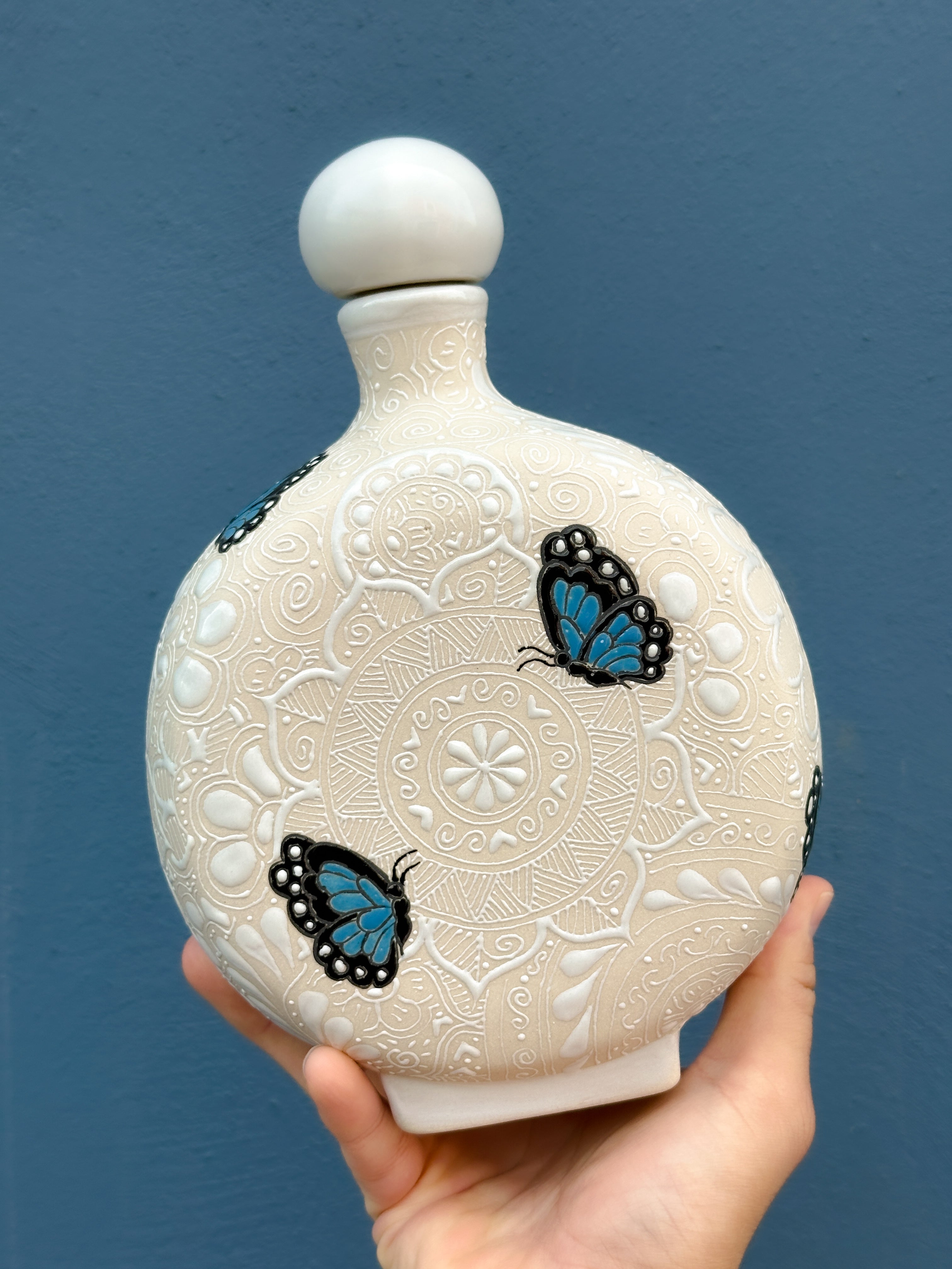 PRE-ORDER Monarca Butterflies Liquor Decanter (SHIPS IN APPROX. 6-12 WEEKS)