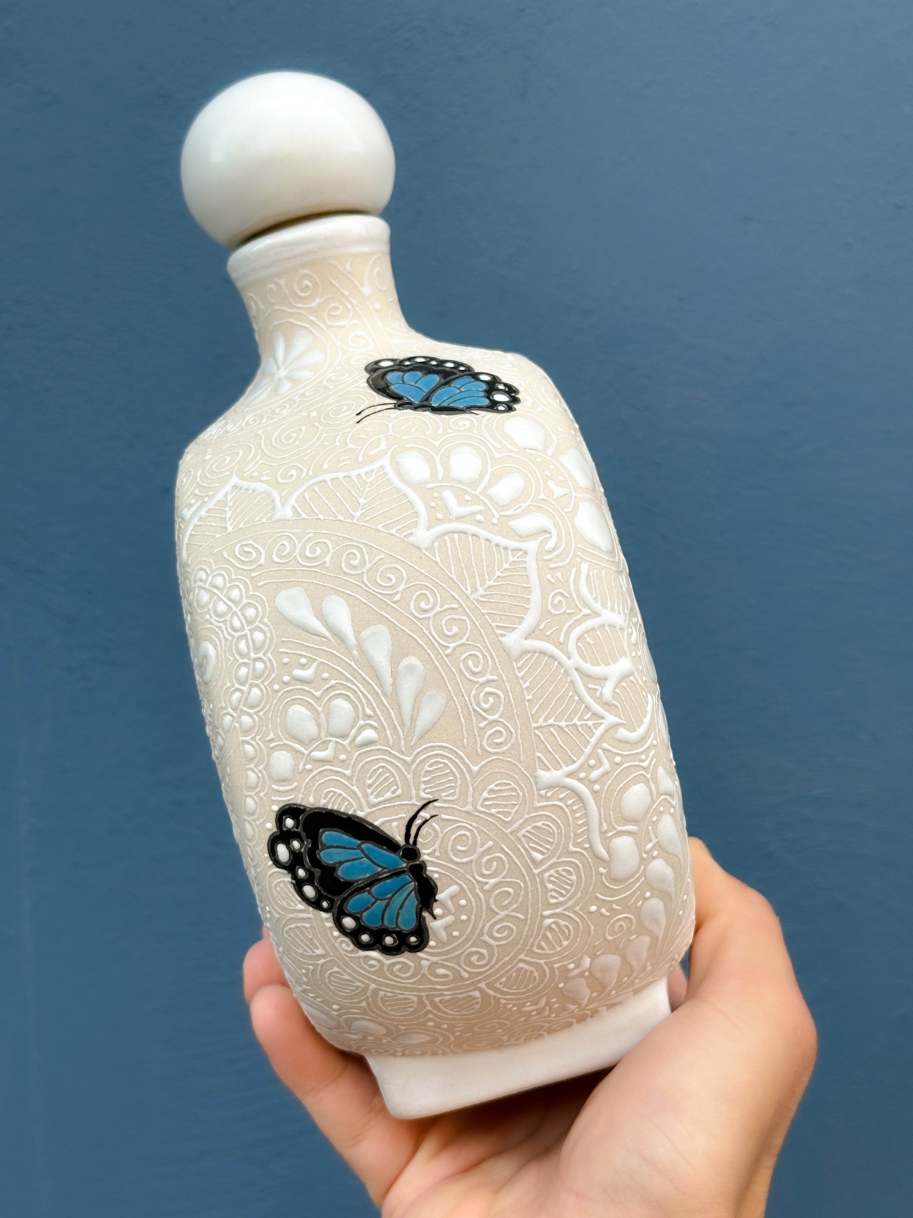 PRE-ORDER Monarca Butterflies Liquor Decanter (SHIPS IN APPROX. 6-12 WEEKS)