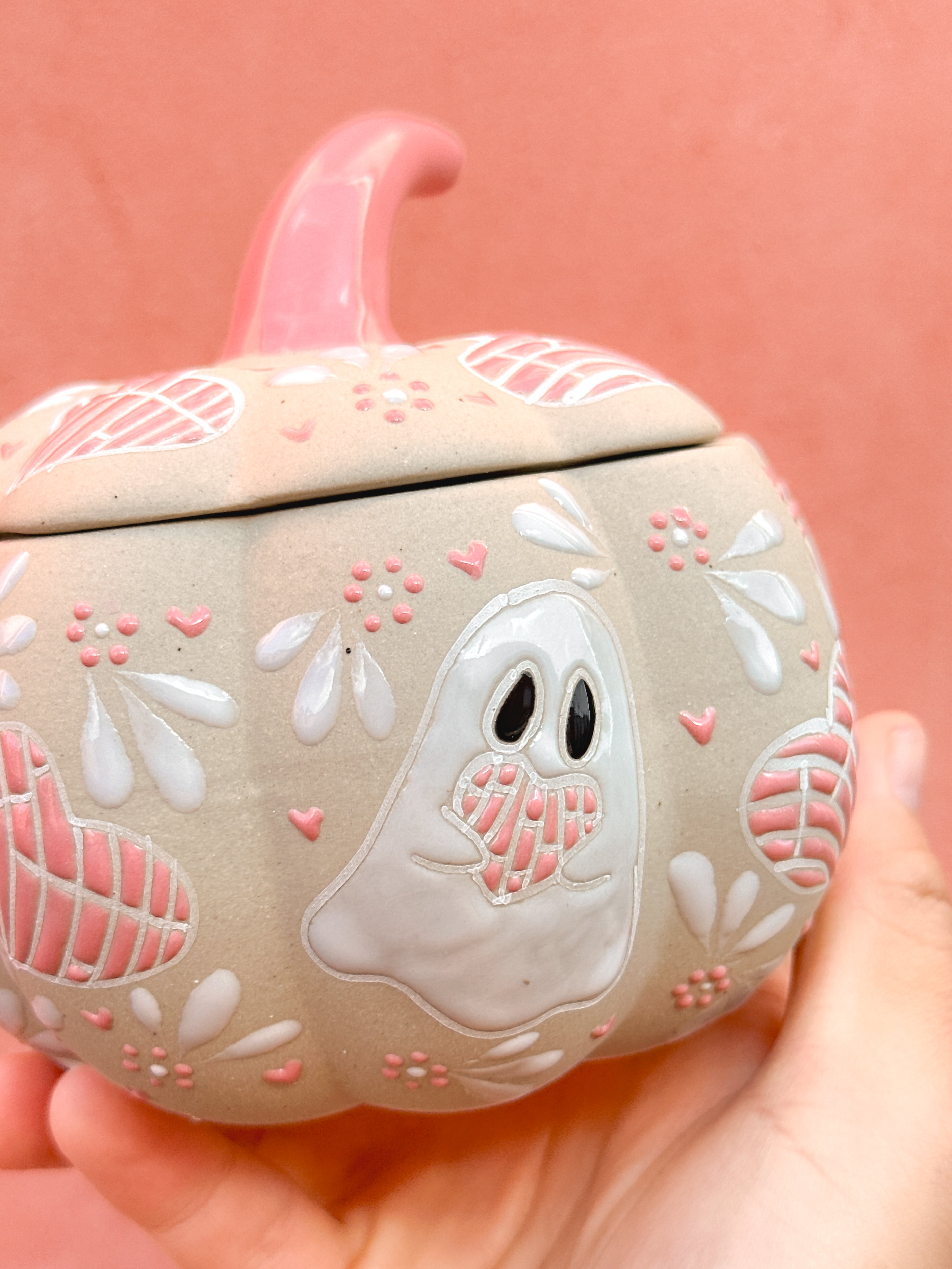 PRE-ORDER Ghosts and Conchas Pumpkin (SHIPS IN APPROX. 6-12 WEEKS)