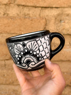 PRE-VENTA Taza Talavera negra (ENVÍO EN APROX. 6-12 SEMANAS)