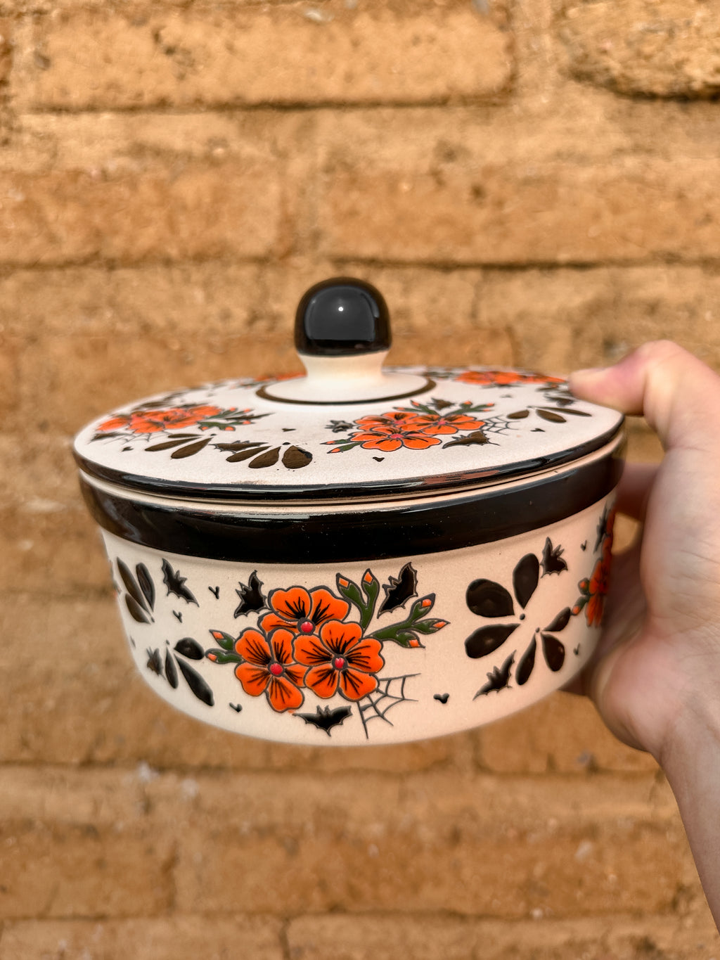 PRE-ORDER Bats and Flowers Tortillero (SHIPS IN APPROX. 6-12 WEEKS)