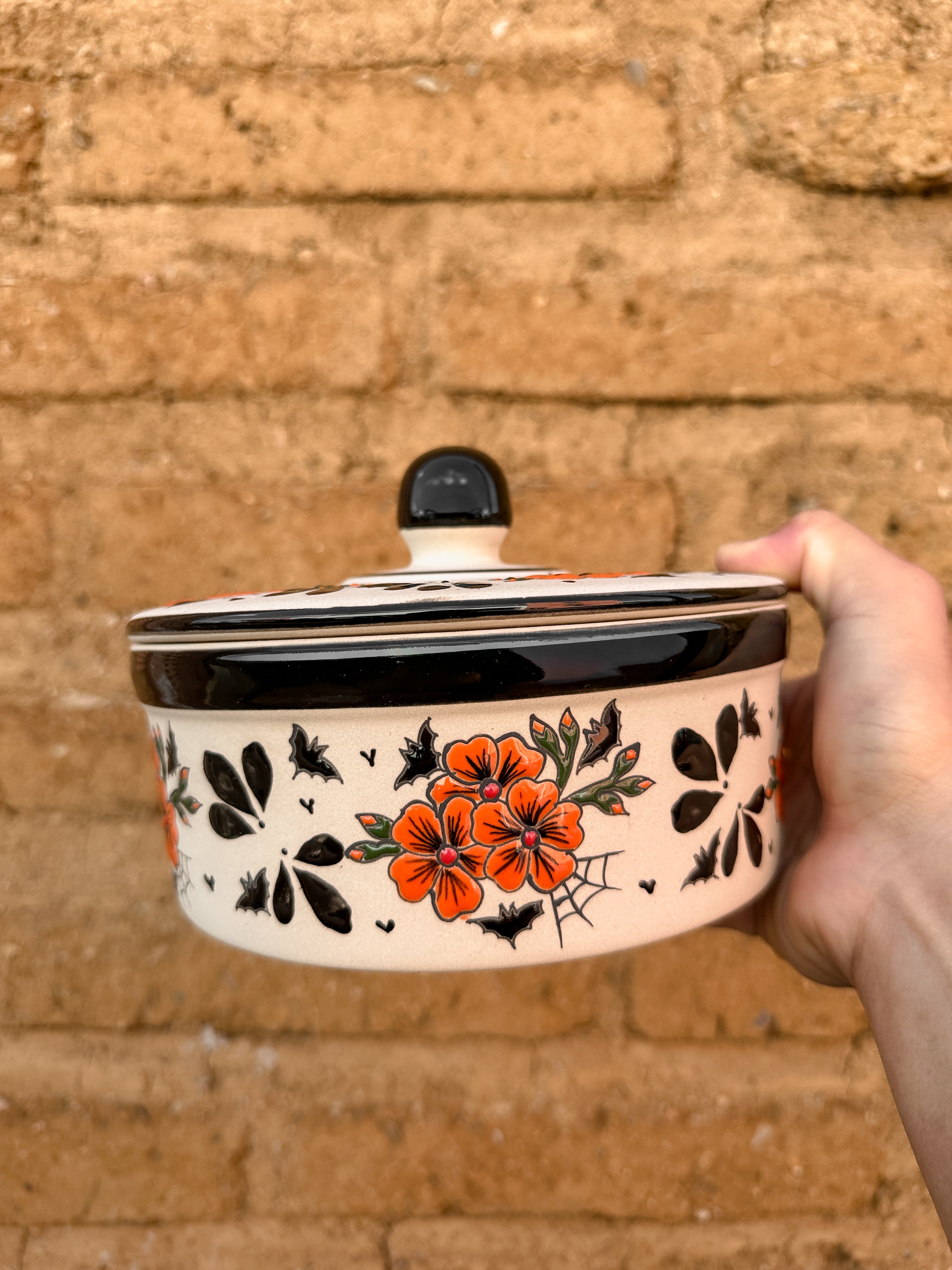 PRE-ORDER Bats and Flowers Tortillero (SHIPS IN APPROX. 6-12 WEEKS)