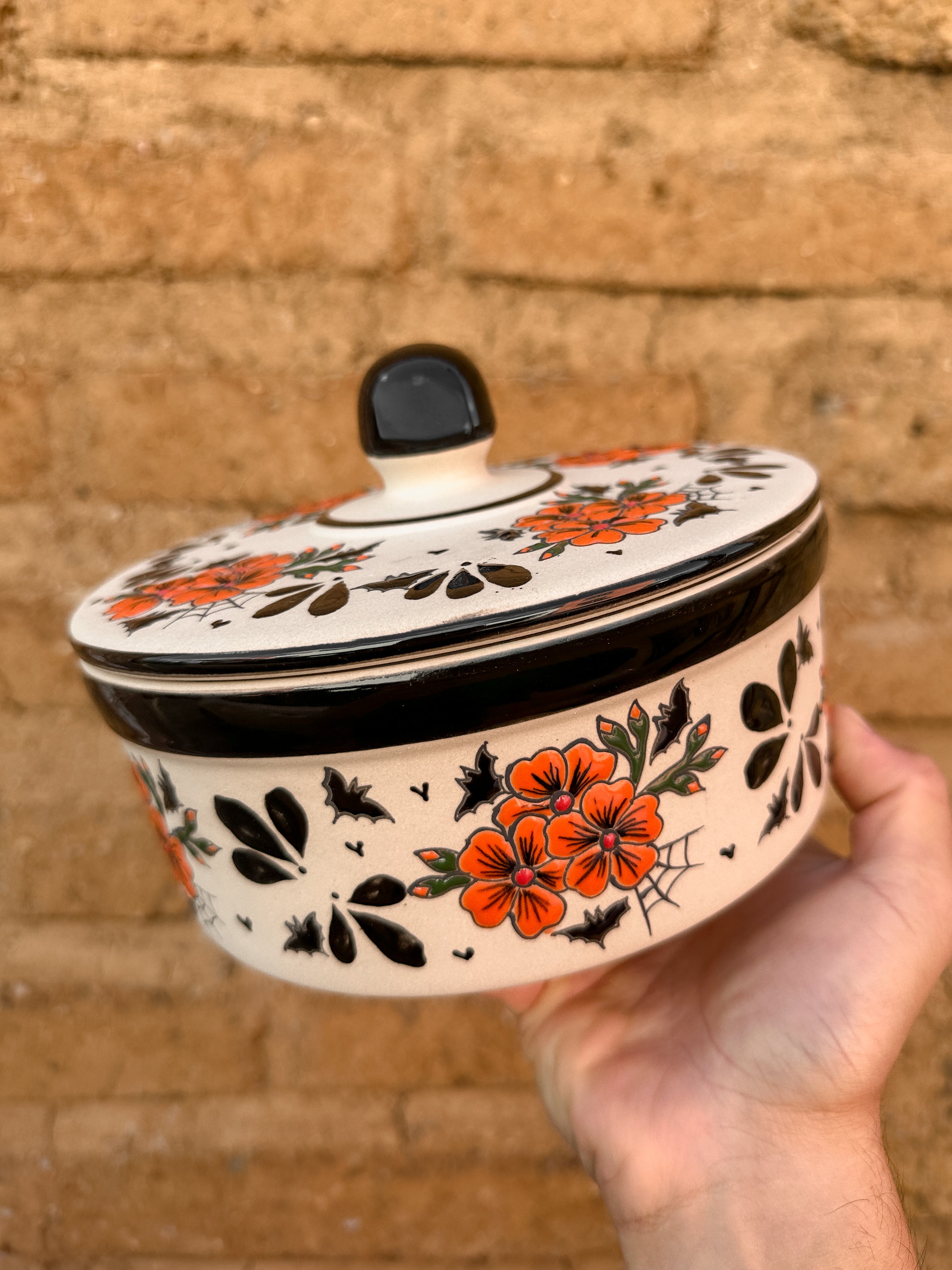 PRE-ORDER Bats and Flowers Tortillero (SHIPS IN APPROX. 6-12 WEEKS)