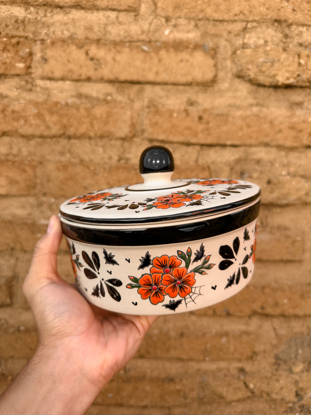 PRE-ORDER Bats and Flowers Tortillero (SHIPS IN APPROX. 6-12 WEEKS)