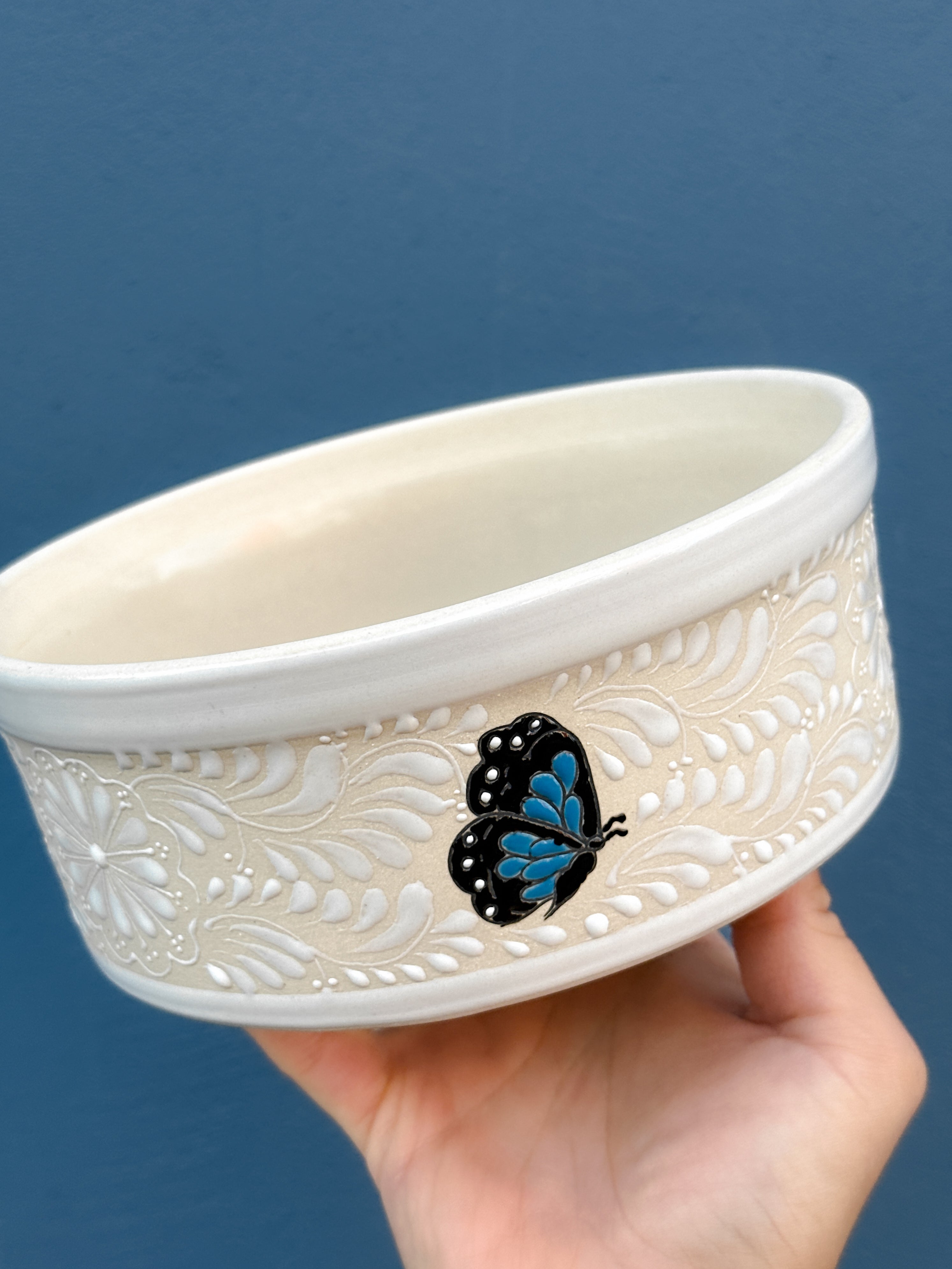PRE-ORDER Monarca Butterflies Bowl (SHIPS IN APPROX. 6-12 WEEKS)