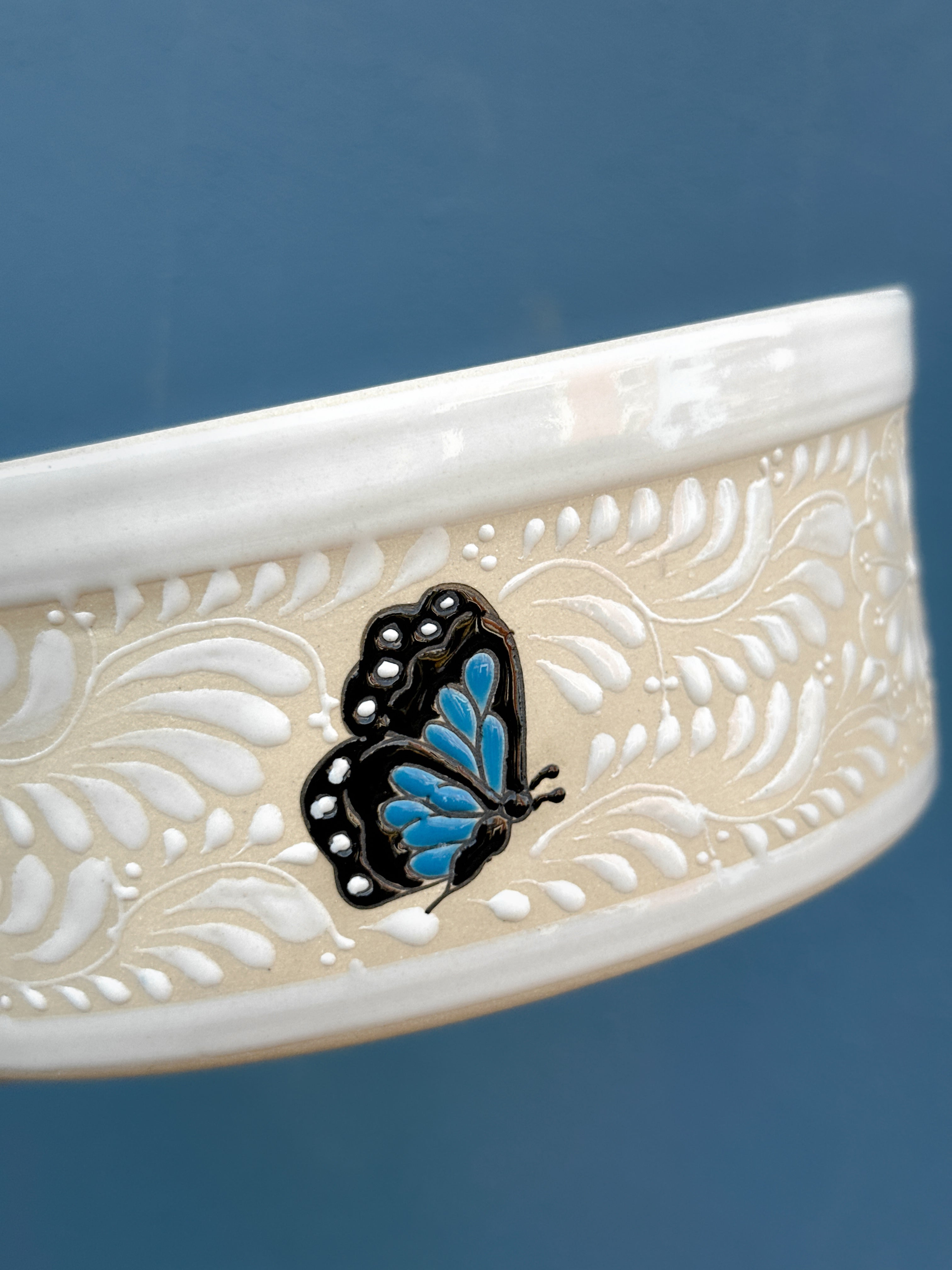 PRE-ORDER Monarca Butterflies Bowl (SHIPS IN APPROX. 6-12 WEEKS)