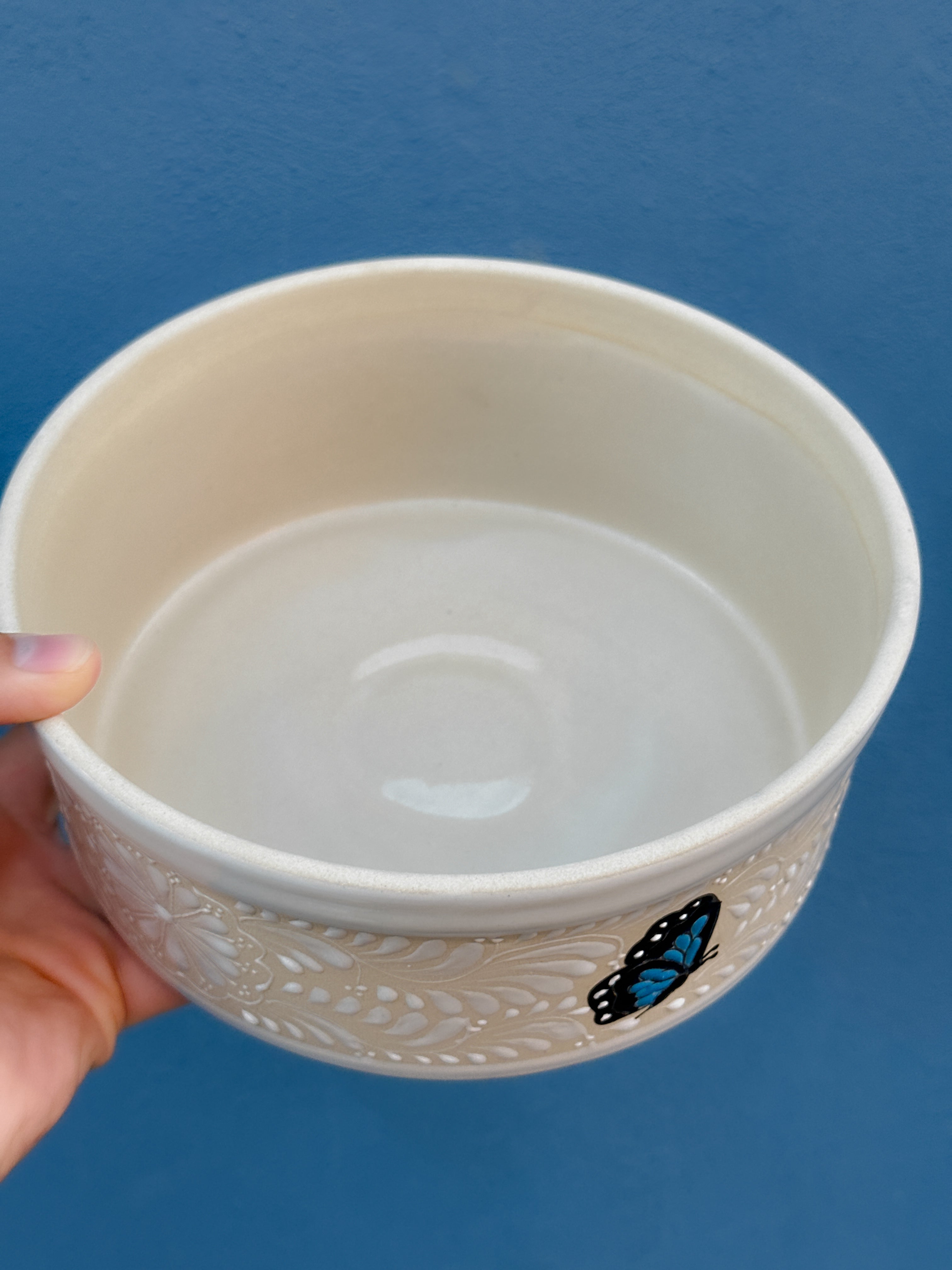 PRE-ORDEN Tazón de Mariposas Monarca (ENVÍO EN APROX. 6-12 SEMANAS)