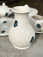 PEDIDO ANTICIPADO Jarrón Mariposas Azules (ENVÍO EN APROX. 6-12 SEMANAS)