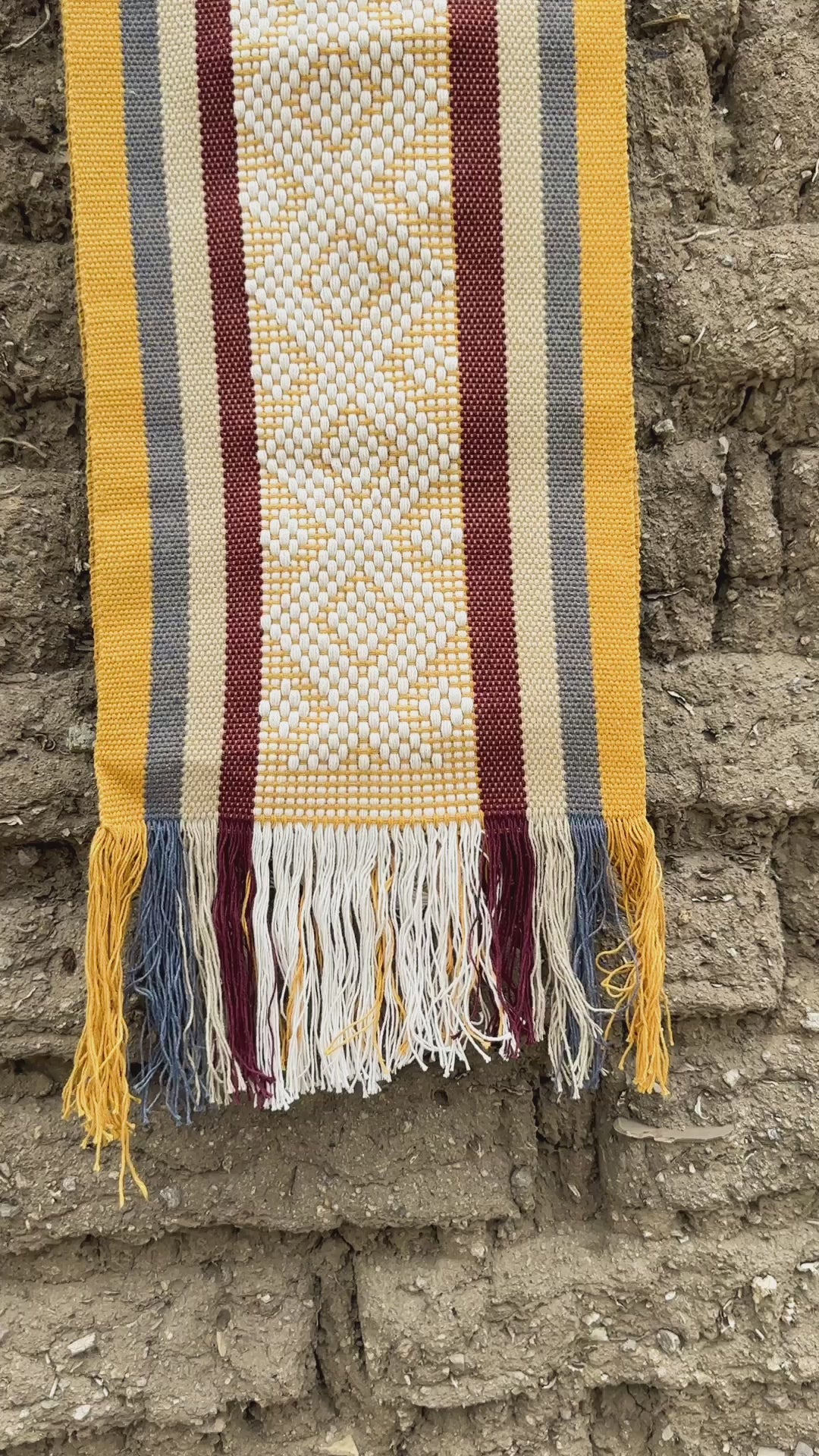 Atardecer Jalieza Table Runner