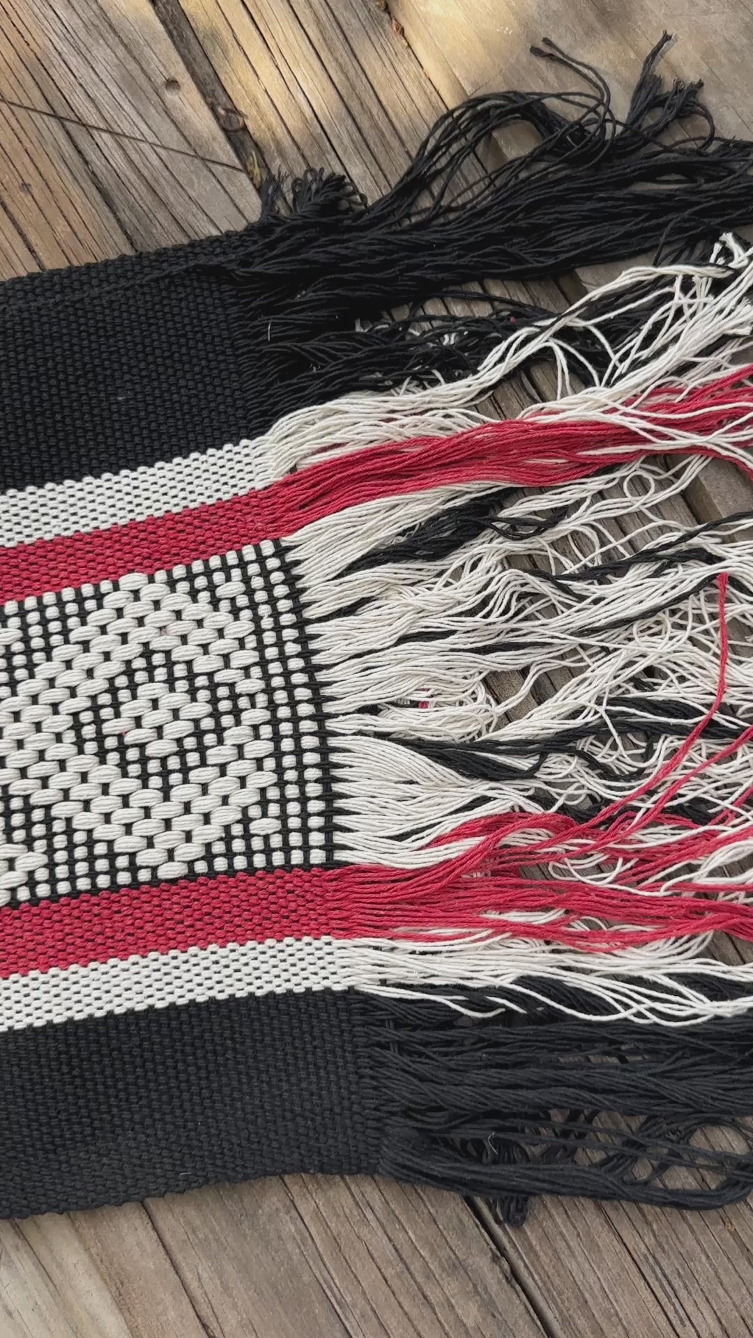 Greta Jalieza Table Runner