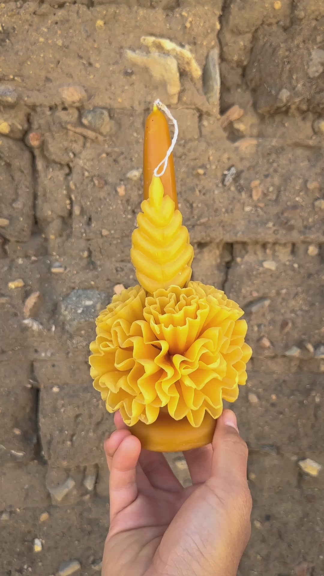 Vela floral de cera de abejas Amorcito