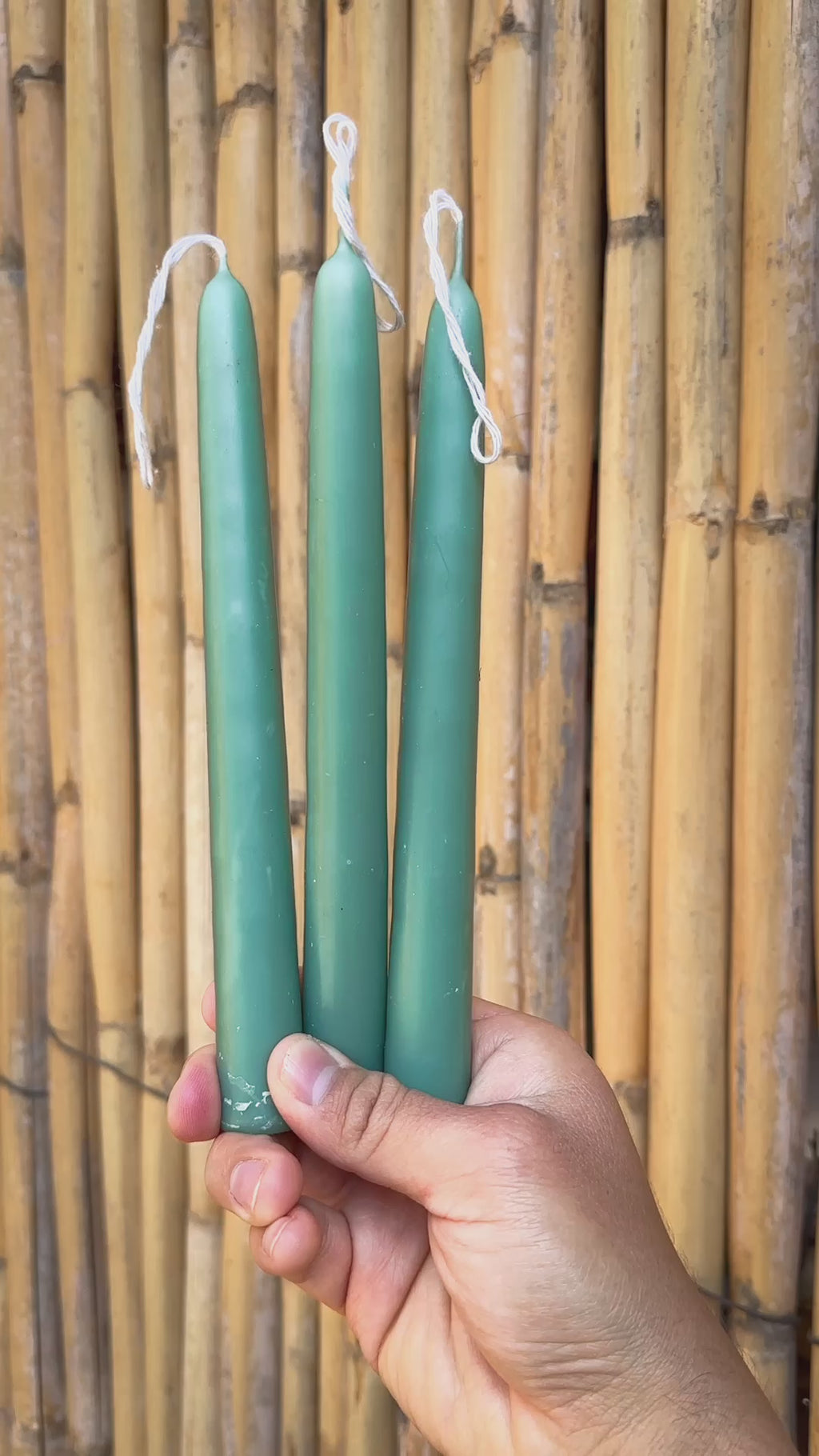 Juego de 3 velas cónicas de cera de abejas