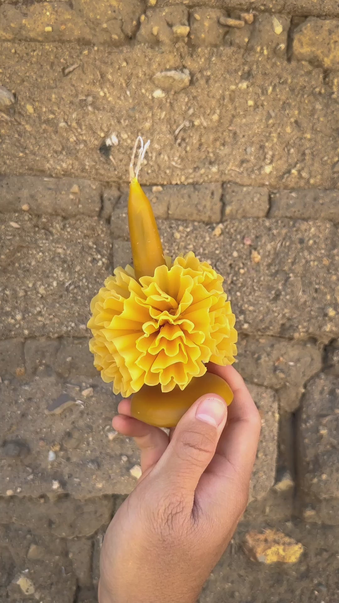 Teotitlan Beeswax Floral Candle