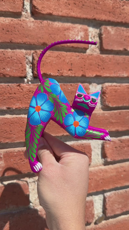 Cat Medium Alebrije